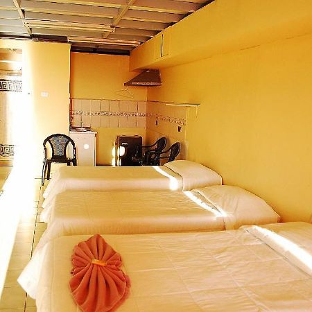 Hostal Rozal Spa Hospicio イキケ エクステリア 写真