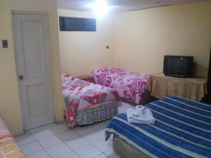Hostal Rozal Spa Hospicio イキケ エクステリア 写真